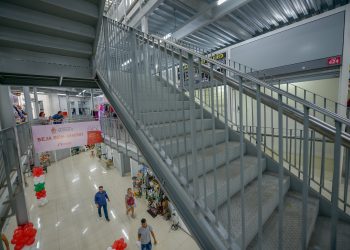 Prefeito inaugura expansão e novos serviços da Galeria dos Remédios.Foto: Alex Pazuello/Semcom