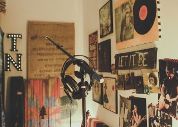 Música Photo by Paulette Wooten on Unsplash