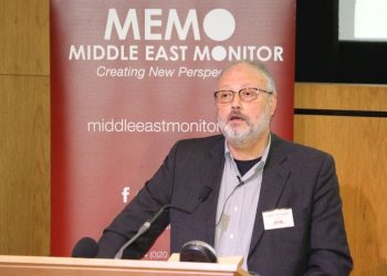 Dissidente saudita Jamal Khashoggi fala em evento em Londres 29/9/2018 Divulgação