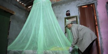 Manaus - 16.04.2019 Instalação de mosquiteiros para combate à malária Foto.Altemar Alcantara/Semcom