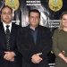 Emília Ferraz assume o cargo de delegada-geral da Polícia Civil do Amazonas
Na manhã desta sexta-feira (21/02), às 8h30, a Polícia Civil do Amazonas realizou solenidade de passagem de comando da instituição. A nova delegada-geral da Polícia Civil do Amazonas, Emília Ferraz Carvalho Moreira, assumiu o cargo em substituição ao delegado José Lázaro Ramos da Silva, que estava na função desde o dia 2 de janeiro de 2019. O delegado Tarson Yuri Silva Soares assumiu o cargo de delegado-geral adjunto da instituição, no lugar do delegado Orlando Dário Góis do Amaral.
O evento ocorreu no auditório José Elcy Barroso Braga, na Delegacia Geral, situada na avenida Pedro Teixeira, bairro Dom Pedro, zona centro-oeste da cidade, e contou com a presença do secretário de Segurança Pública do Estado, coronel Louismar Bonates; do comandante-geral da Polícia Militar do Amazonas, coronel Ayrton Norte; do comandante-geral do Corpo de Bombeiros Militar do Amazonas (CBMAM), coronel Danízio Valente; e do diretor-presidente do Departamento Estadual de Trânsito (Detran-AM), delegado Rodrigo de Sá.
A deputada estadual Alessandra Campêlo (MDB), e o deputado estadual Carlinhos Bessa (PV), além de delegados, escrivães, investigadores e servidores da instituição, prestigiaram a solenidade. Na ocasião, o secretário da SSP-AM, agradeceu pelos trabalhos desempenhados pelo delegado Lázaro Ramos à frente da instituição e destacou o perfil profissional da delegada Emília Ferraz.
“O governador do Estado nos proporcionou uma oportunidade única com o delegado Lázaro Ramos, pela sua experiência em trazer os primeiros resultados positivos para a Segurança Pública. Agora, por uma estratégia, a delegada Emília Ferraz vem somar com a equipe, e tenho certeza de que algumas ações, que serão tomadas em cima do Plano de Segurança que o governador vai apresentar nos próximos dias, serão bem administrados pela nova delegada-geral, que é uma pessoa extremamente competente. Temos certeza que o trabalho da Polícia Civil terá continuidade”, pontuou Bonates.
A nova delegada-geral ressaltou as diretrizes que serão priorizadas na nova gestão, expressando gratidão ao governador Wilson Lima e ao secretário Bonates. “A forma de retribuir essa confiança é com muito trabalho, vamos dar nosso melhor. Nosso maior desafio é levar segurança para cada indivíduo. É mostrar a presença da polícia na rua, a conversa com a comunidade. O plano de Segurança Pública vai ser lançado em março deste ano. Lá estarão estabelecidas todas as prioridades e estratégias para que sejam devidamente aplicadas, visando o bem da população”, destacou a nova delegada-geral.
Posse - O vice-governador Carlos Almeida deu posse à delegada-geral Emília Ferraz na tarde de quinta-feira (20/02), na sede do Governo do Estado, no bairro Compensa, zona oeste da capital, em reunião que contou com a presença da cúpula da Segurança Pública. Ela se tornou a primeira mulher a comandar a Polícia Civil do Amazonas.
Além da nomeação da delegada Emília Ferraz e do delegado Tarson Yuri Soares, foi nomeada parte da nova diretoria da Polícia Civil. Para os cargos de diretor do Departamento de Polícia Metropolitana (DPM) e do Departamento de Polícia do Interior (DPI) foram nomeados, respectivamente, os delegados Alessandro Albino e Bruno Fraga.
Trajetórias – Primeira mulher a comandar a Polícia Civil do Amazonas, a delegada de carreira Emília Ferraz Carvalho Moreira é formada em Direito pela Universidade Federal do Piauí. Possui especialização em Segurança Pública, pela Universidade Nilton Lins e mestrado também em Segurança Pública pela Universidade do Estado do Amazonas (UEA). Natural de Teresina, no Piauí, Emília Ferraz ingressou na instituição em dezembro de 2001, após aprovação em concurso público.
A primeira lotação foi no 18º Distrito Integrado de Polícia (DIP), no bairro Novo Israel. Atuou também no 12º e 20º DIPs e Delegacia Especializada em Roubos e Furtos de Veículos (DERFV). Exerceu função no Departamento de Polícia do Interior (DPI) e Departamento de Administração e Finança (DAF).
Em 2008, foi designada para assumir a direção do Departamento de Repressão ao Crime Organizado (DRCO), sendo a primeira mulher a responder pela diretoria daquele departamento. A delegada ficou à frente do DRCO por quase cinco anos, até ser convidada para assumir a função de corregedora-auxiliar e, posteriormente, corregedora-geral adjunta na Corregedoria-Geral do Sistema de Segurança Pública, onde atuou em casos complexos, como o massacre ocorrido em janeiro de 2017, durante rebeliões no sistema prisional do estado.
Emília Ferraz ocupou ainda o cargo de chefe de gabinete da Polícia Civil. Em março de 2019, a delegada recebeu o título de Cidadã do Amazonas pelos relevantes serviços prestados para a população. Mais recentemente, a autoridade policial vinha atuando como presidente do Sindicato dos Delegados de Polícia de Carreira do Amazonas (Sindepol-AM).
Bacharel em Direito pelo Centro Universitário de Rio Preto (UNIRP), de São José do Rio Preto (SP), o delegado Tarson Yuri Silva Soares, 48, é pós-graduado em Direito Processual Civil, Direito Penal e Processo Penal. Natural de Olímpia (SP), ingressou como delegado na Polícia Civil do Amazonas em janeiro de 2011.
Tarson Yuri atuou como delegado plantonista no 10º e 14º Distritos Integrados de Polícia (DIPs). Como titular, esteve à frente do 17º, 19º e 20º DIPs. O delegado também respondeu pela titularidade da 4ª Seccional Oeste. Por duas vezes, o novo delegado-geral adjunto da instituição foi titular da 6ª Seccional Centro-Oeste. Integrou também a Força-Tarefa que apurou o massacre ocorrido em janeiro de 2017, durante rebeliões no sistema prisional do estado.
A autoridade policial está presidindo a comissão criada para apurar homicídios em unidades prisionais da capital, ocorridos em maio de 2019. Além disso, Tarson Yuri integra o grupo responsável pelo levantamento e análise criminal de roubos praticados dentro dos ônibus do transporte coletivo de Manaus.
FOTOS: Erlon Rodrigues e Alailson Santos/PC-AM