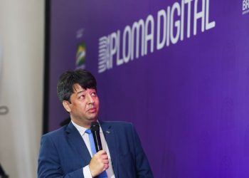 O secretario de educação superior do Mec, Arnaldo Barbosa de Lima Junior, participa da cerimônia de lançamento do Diploma Digital Foto: Walter Campanato