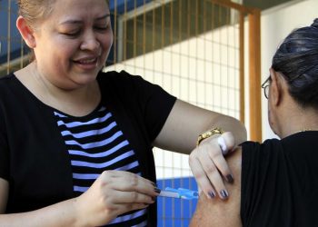 Vacinação contra Influenza e Sarampo
Foto.Altemar Alcantara/Semcom