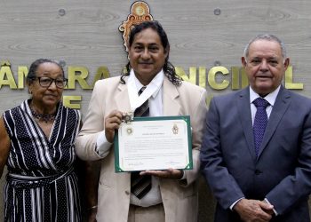 MANAUS, 06/03/20 
SESSAO SOLENE DE OUTORGA DA MEDALHA DE OURO CIDADE DE MANAUS AO ARTISTA KID MAHALL.
PROPOSITURA DO VEREADOR GEDEAO AMORIM (MDB).
FOTO: ROBERVALDO ROCHA / CMM