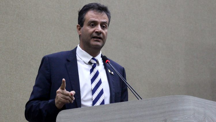 MANAUS, 11/02/20
VEREADOR MARCELO SERAFIM (PSB) DISCURSANDO NO PLENARIO DA CAMARA MUNICIPAL DE MANAUS.
FOTO: ROBERVALDO ROCHA / CMM