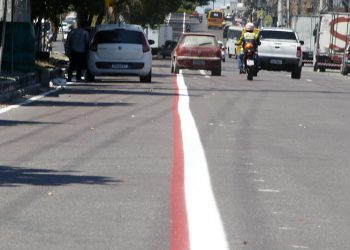 Prefeitura segue obras de implantação de novas ciclovias, ciclofaixa e faixa recreativas em Manaus
Fotos Ione Moreno - SEMCOM