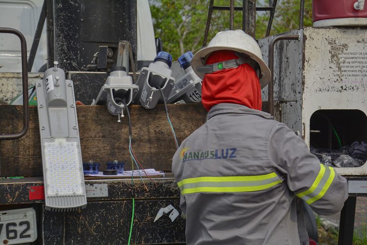 acompanhamento da execução do Plano de Modernização e Eficiência da Iluminação Pública.
Foto: Marcio James / Semcom