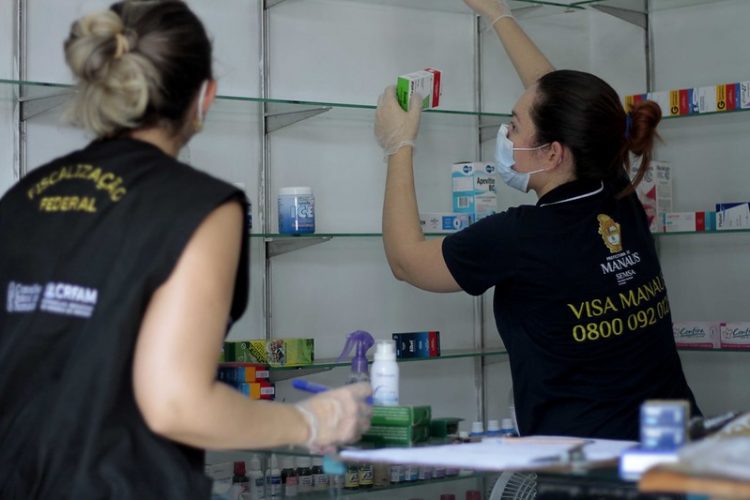 Ação de fiscalização da Visa Manaus
Foto.Altemar Alcantara.Semcom