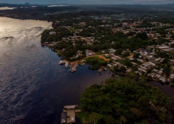 São Gabriel da Cachoeira (AM), banhada pelo rio Negro, a cidade mais indígena do Brasil. © Christian Braga / Greenpeace