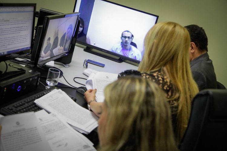 4ª Vara Especializada em Crimes de Uso e Tráfico de Entorpecentes realiza audiência por vídeoconferência. Fotos Igor Braga. Foto; Igor Braga.