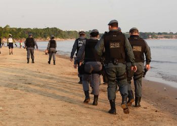 Praia da Ponta Negra é interditada em reforço a medidas de prevenção à Covid-19.
Foto: Ingrid Anne/Semcom