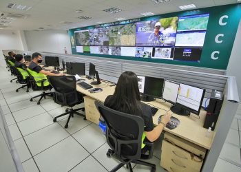 Sala operação de controle do CCC.
Foto: Marcio James / Semcom