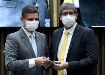 VICE PREFEITO ELEITO MARCOS ROTTA (DEM) VISITA CAMARA MUNICIPAL DE MANAUS.
FOTO: ROBERVALDO ROCHA / CMM