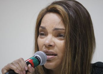 Deputada federal Flordelis (PSD) fala sobre a morte de seu marido, o pastor Anderson do Carmo. (Foto:  Fernando Frazão Ag.Brasil