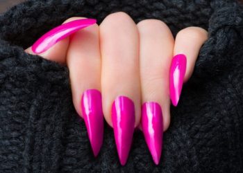 Alogamento de unha. Foto: Reprodução/ Internet