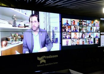 O senador Plínio Valério (PSDB-AM) foi o relator da MP 1.006/2020, aprovada na forma do PLV 2/2021; texto vai a sanção presidencial. Foto: Pedro França/Agência Senado