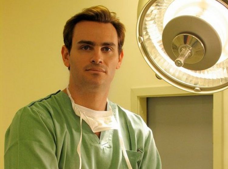 Alan Landecker, renomado especialista em rinoplastia — Foto: Redes Sociais/Reproduçã