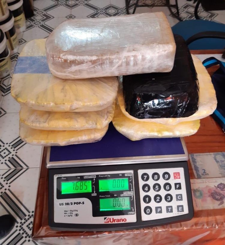 Material Apreendido (Foto: Divulgação/ PC-AM)