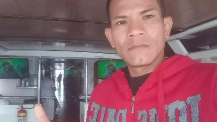 Jeferson da Silva Lima, conhecido como 'Peladinho', se entregou à polícia