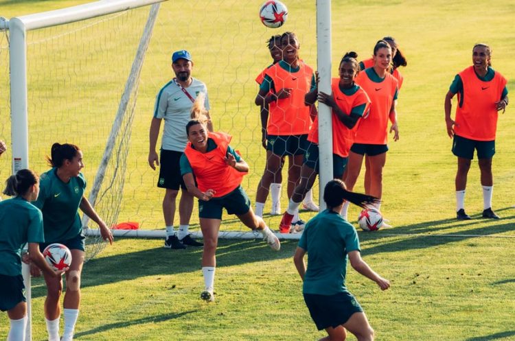Treino da seleção feminina de futebol. (foto: Sam Robles/CBF)