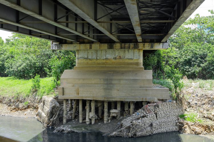 Prefeitura de Manaus anuncia obra emergencial para recuperar ponte que interliga o bairro da Compensa e a avenida Boulevard Álvaro Maia
Foto: João Viana / Semcom