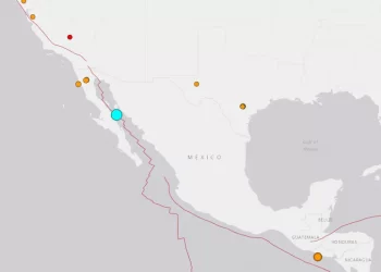 Registro da agência de pesquisa geológica dos EUA (USGC) de tremor de magnitude 6,2 no Golfo da Califórnia, no México, em 04 de novembro de 2022. — Foto: Reprodução