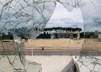 Janelas danificadas no Palácio do Planalto após atos terroristas no ultimo domingo -© Fabio Rodrigues-Pozzebom/ Agência Brasil