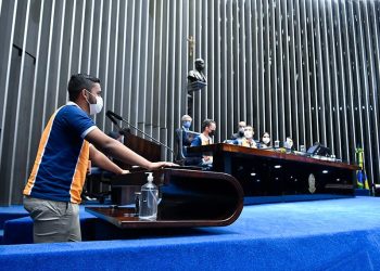 Jovens senadores no Plenário do Senado na última edição do programa, em 2022 Waldemir Barreto- Agência Senado