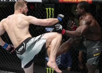 William Knight foi derrotado nos pontos para Marcin Prachnio. Foto: Reprodução/Instagram @ufcbrasil