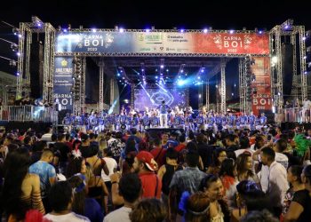 Foto: Marcio James/Secretaria de Cultura e Economia Criativa (fotos do Esquenta do Carnaboi) e Michael Dantas/Secretaria de Cultura e Economia Criativa (Carnaboi)