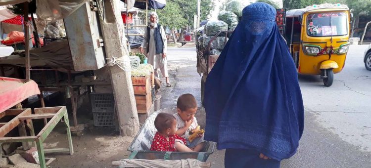 Mulheres e crianças foram as mais afetadas pela atual crise humanitária no Afeganistão - Foto: Foto: Unama Shamsuddin | Hamedi M