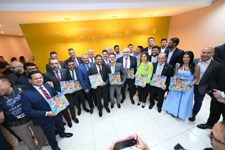 Fotos: Dhyeizo Lemos – Semcom e Mauro Pereira – Dicom/CMM