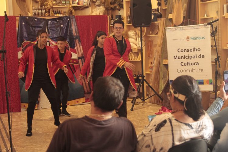 Fotos - Arquivo /Semcom