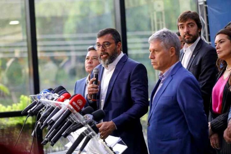 Foto: Diego Peres, Alex Pazuello e Artur Castro / Secom