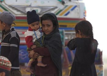 Asim Khan Tensão com a migração e o medo de viver sob o domínio dos Talibã também geraram uma crise generalizada e de violação dos direitos das crianças - Asim Khan