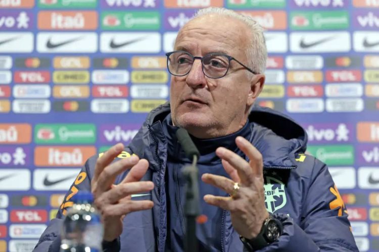 Dorival Júnior espera "ótima resposta" do Brasil contra a Inglaterra