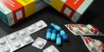 Campanha quer aumentar descarte correto de remédios no Brasil