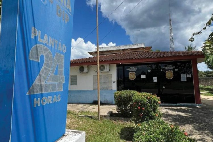 Polícia prende homem por tentativa de feminicídio contra a sua companheira, em Santa Isabel do Rio Negro
