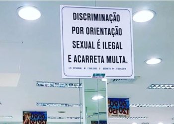 Placas orientação sexual multa