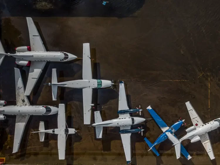 Porto Alegre (RS), 25052024 - Aeroporto Salgado Filho (POA) continua alagado pelas enchentes que atinge o estado. Foto Rafa NeddermeyerAgência Brasil