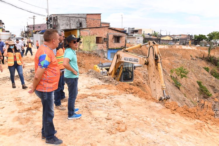 Fotos – Dhyeizo Lemos/Semcom e Márcio Melo/Seminf