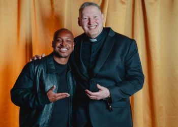 Padre Marcelo Rossi e Thiaguinho (Foto: Divulgação)