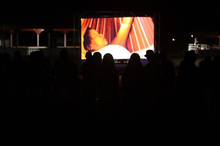 ‘Contos Curumins’ leva oficinas de cinema para comunidade da Democracia, em Manicoré-AM