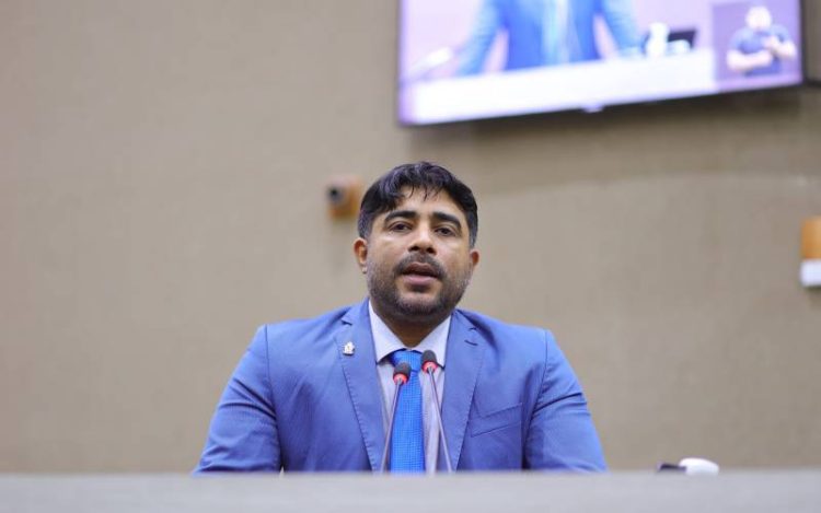 Vereador solicita força-tarefa para combater ocupações irregulares em Manaus