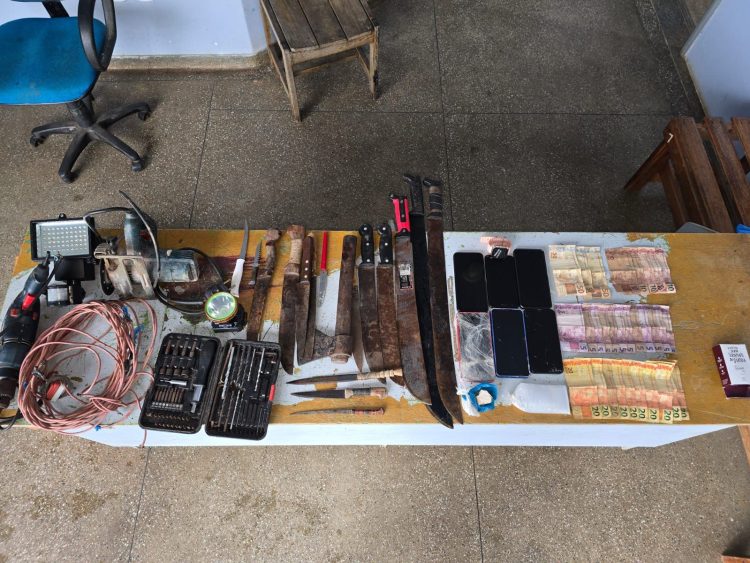 Materiais apreendidos. (Fotos: Divulgação/PC-AM)