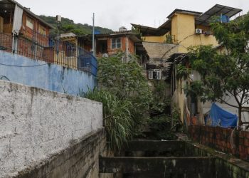 Trecho do Rio Joana no Morro do Andaraí Foto: Fernando Frazão/Agência Brasil