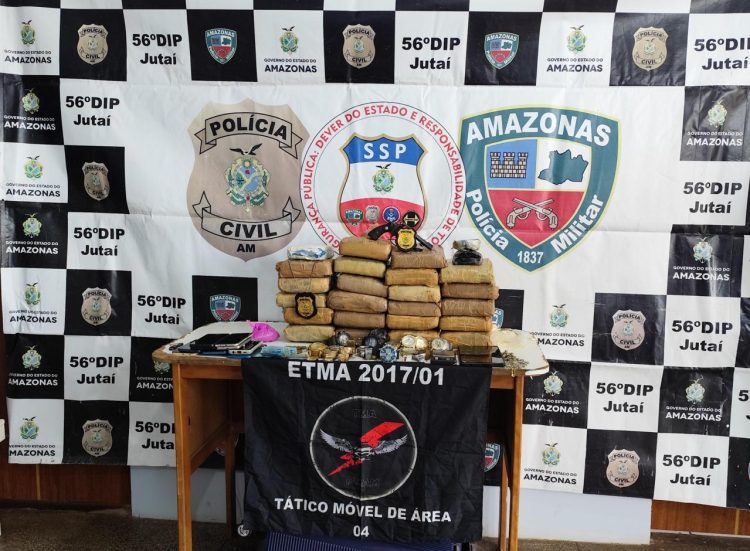 Droga apreendida. (Foto: Divulgação/PC-AM)