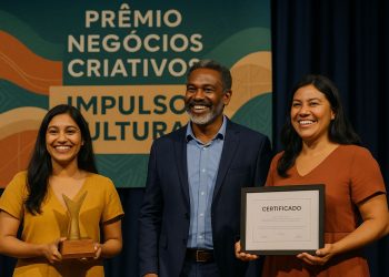 Estão abertas as inscrições para o Prêmio Negócios Criativos – Impulso Cultural, iniciativa da Atrela Agência Cultural que visa fortalecer a economia criativa no Amazonas, premiando empreendedores do setor cultural atuantes em todo o estado. A ação integra o projeto Impulso Cultural e busca reconhecer propostas inovadoras que gerem impacto cultural, social ou econômico na região.
As inscrições seguem até o dia 30 de novembro de 2025 e podem ser realizadas gratuitamente por meio do site oficial do projeto: atrelacultural.com/impulso. Podem concorrer empresas de qualquer porte, com CNPJ ativo e sede no Amazonas. As iniciativas podem estar em qualquer estágio de desenvolvimento e serão avaliadas com base nos critérios de criatividade, viabilidade e impacto.
O Impulso Cultural é realizado pela Atrela Agência Cultural e viabilizado por meio da Lei de Incentivo à Cultura, com patrocínio da Caixa Econômica Federal, Correios, Banco da Amazônia e Banco do Brasil, por meio do programa Rouanet Norte, do Ministério da Cultura. Conta ainda com o apoio institucional do Sebrae Amazonas.
“A economia criativa é um dos caminhos mais promissores para a geração de renda e valorização das identidades culturais no Amazonas. Com este prêmio, queremos reconhecer quem já está atuando de forma estratégica nesse setor, seja com negócios consolidados ou iniciativas emergentes”, afirma Beatriz Domingues, gestora da Atrela Agência Cultural e idealizadora do projeto.
Além do prêmio, o projeto contempla formações presenciais e gratuitas em 10 municípios amazonenses, com foco em planejamento, financiamento e gestão de projetos culturais. A participação nas formações, no entanto, não é obrigatória para a inscrição no prêmio. As datas e locais das oficinas também podem ser conferidas no site.
A premiação irá contemplar três propostas com apoio financeiro direto de R$ 10 mil cada, totalizando R$ 30 mil em incentivo a iniciativas criativas. O regulamento com os critérios de participação e avaliação já está disponível online. O resultado será divulgado em dezembro, durante o evento de encerramento do projeto.
Mais informações em atrelacultural.com/impulso
Serviço
Prêmio Negócios Criativos – Impulso Cultural
Inscrições: 1º de agosto a 30 de novembro de 2025
Local: atrelacultural.com/impulso