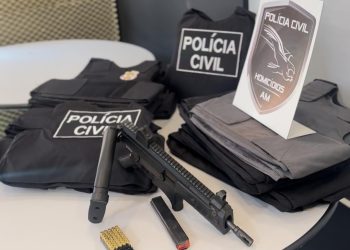 Material apreendido. (Foto: Beatriz Sampaio/PC-AM)