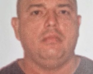 Procurado: Valcimar Cordeiro dos Santos. (Foto: Divulgação/PC-AM)